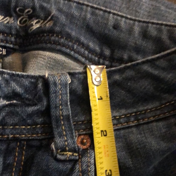 AMERICAN EAGLE ORIGINAL BOOT STRETCH JEANS 6 long. Crotch is 6”. Length is 32” - Picture 3 of 7